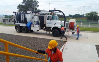 Buscamos operadores y ayudantes generales.